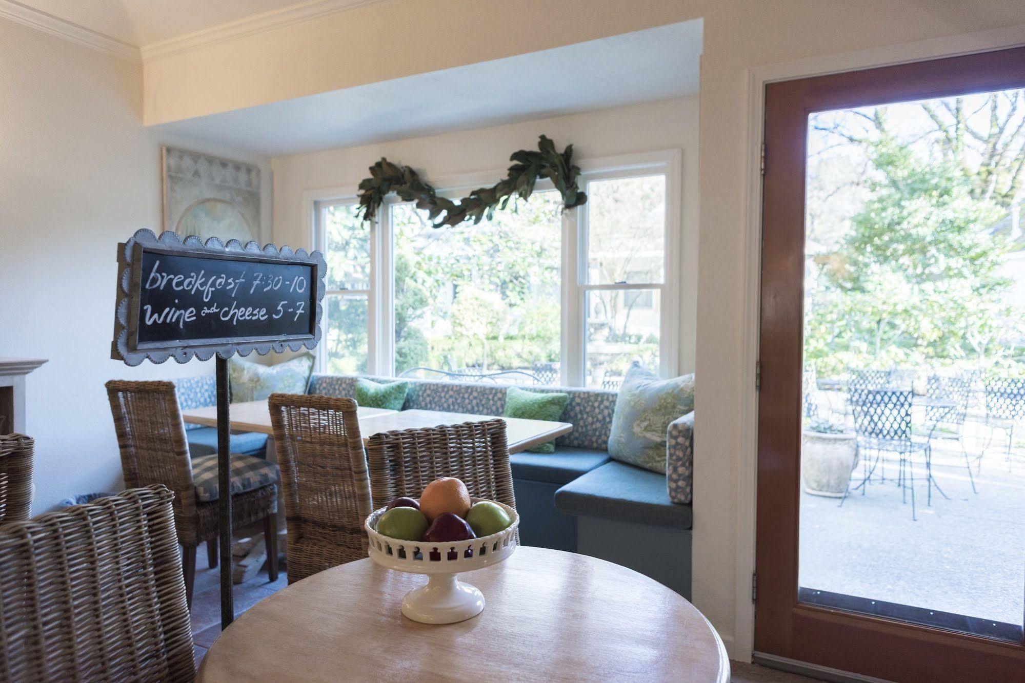 Cottage Grove Inn Calistoga Exterior photo