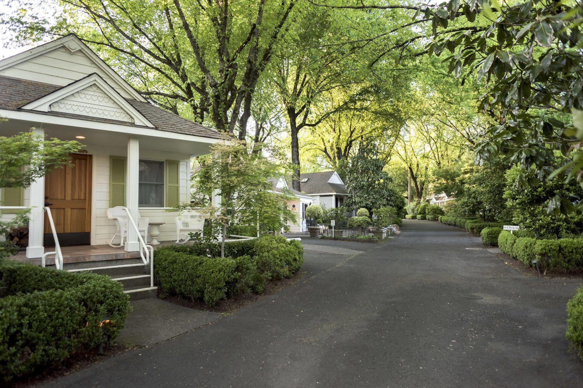 Cottage Grove Inn Calistoga Exterior photo